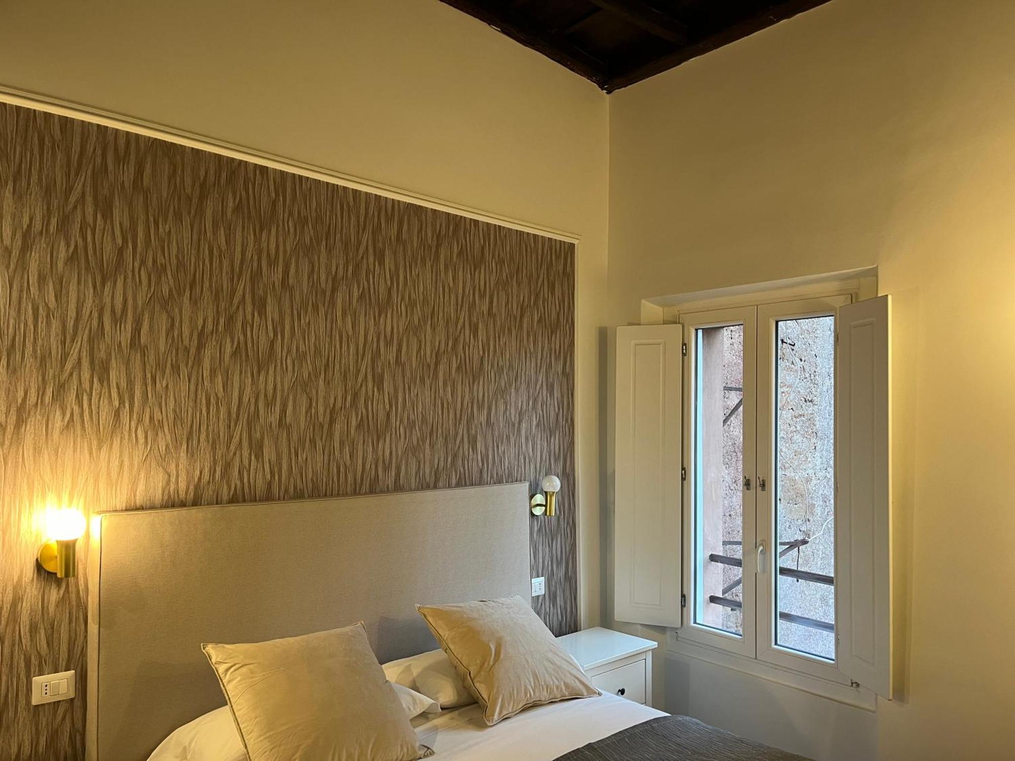 Maison Romana Trastevere Suites Ngoại thất bức ảnh